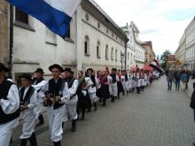 festival Krakov defile