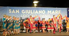 halk dansları etkinliği Yunanistan Selanik