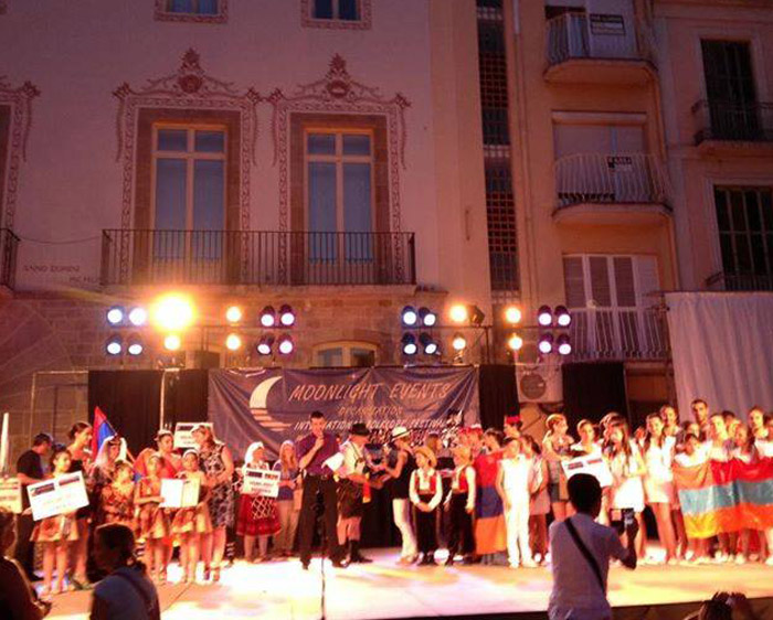 Međunarodni folklorni festival “Moonlight in Barcelona”, 05-10.07.2015.